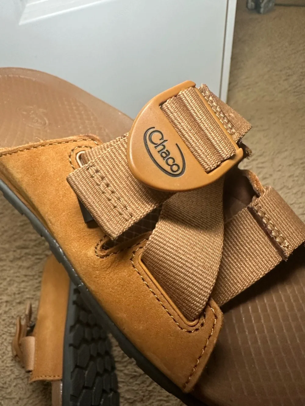 Chaco Women's Lowdown Leather Slide Sandals Size 6 Camel Color